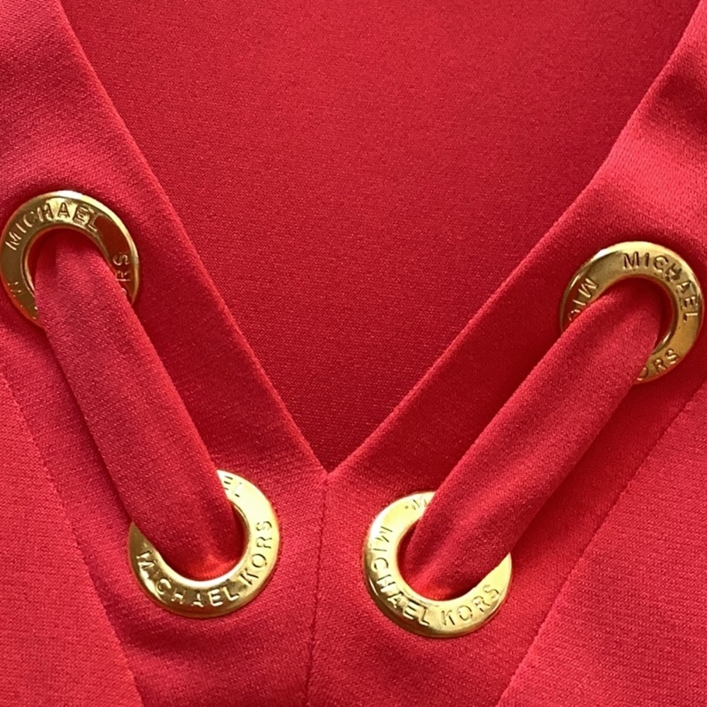 Michael Kors sea Coral V-Neck Blouse with Gold Accents. Women’s size XL - Picture 3 of 13